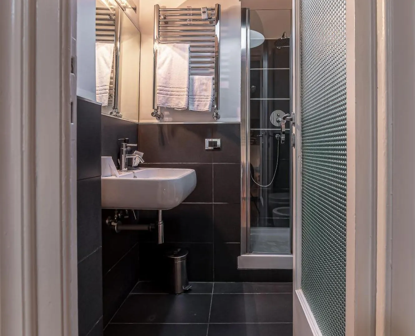 Pensionat Azzurra B&B - Metro Lodi Rom